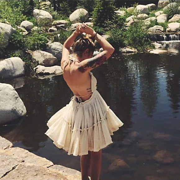 NEW Boho Lace Dot Halter Mini Dress Ruffle Off White Cream Ivory - Picture 8 of 10